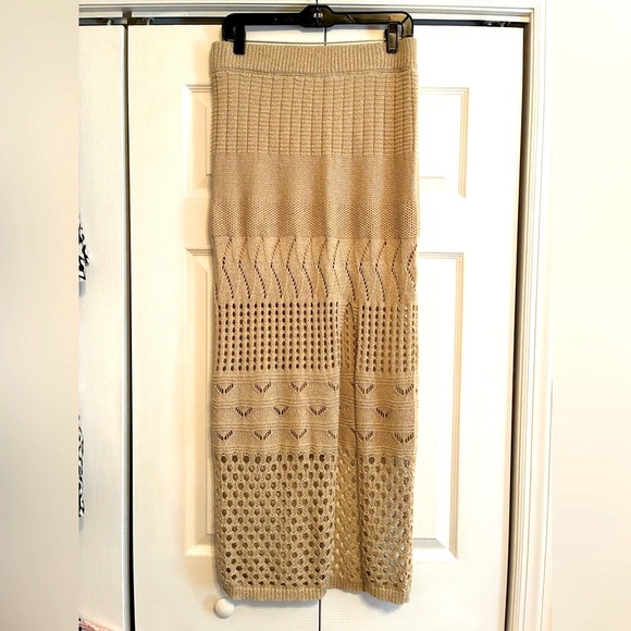 hunter and brown Dresses & Skirts - Gold Threaded Light Tan Knit Maxi Skirt
